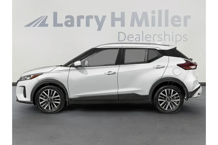 $18371 : Nissan Kicks 2023 SV 4dr Cro image 3