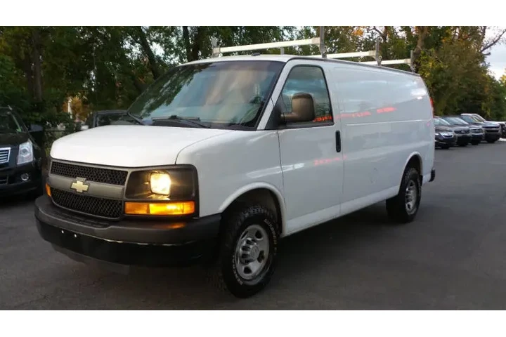 $12900 : 2013 Express 2500 image 1