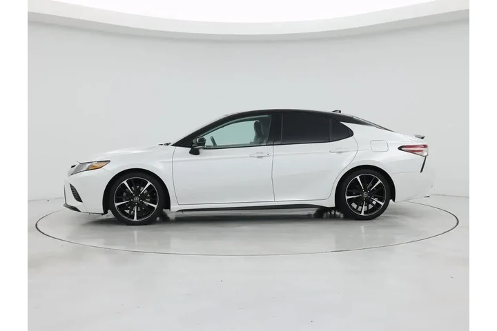 $24998 : Toyota Camry 2019 XLE V6 4dr image 3