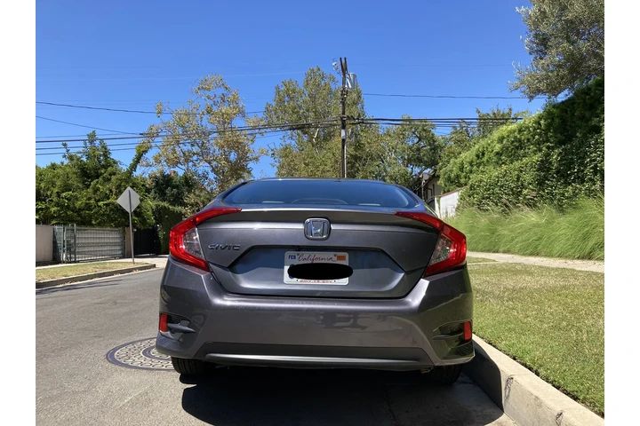 $9500 : 2016 Honda civic image 5