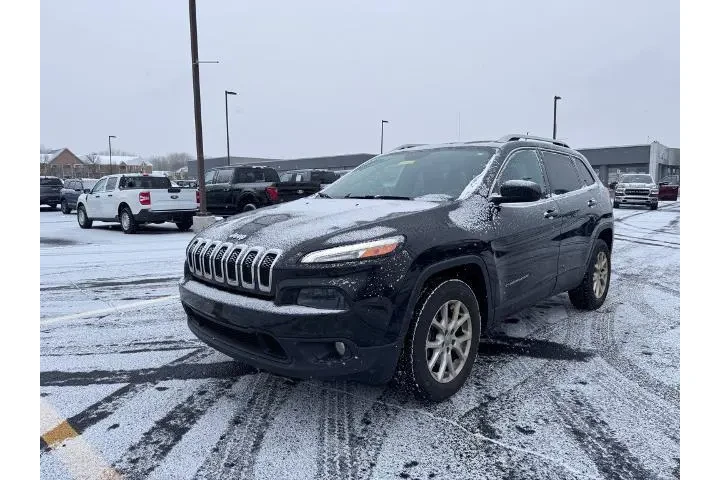 $10885 : Jeep Cherokee 2014 4x4 Latit image 1