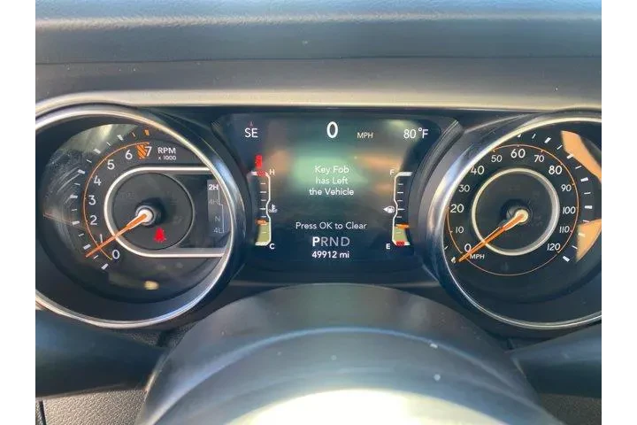 Jeep Wrangler Unlimited 2021 image 10