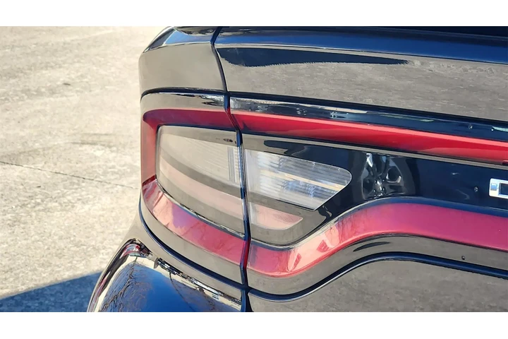 $24053 : Dodge Charger 2023 GT 4dr Se image 10