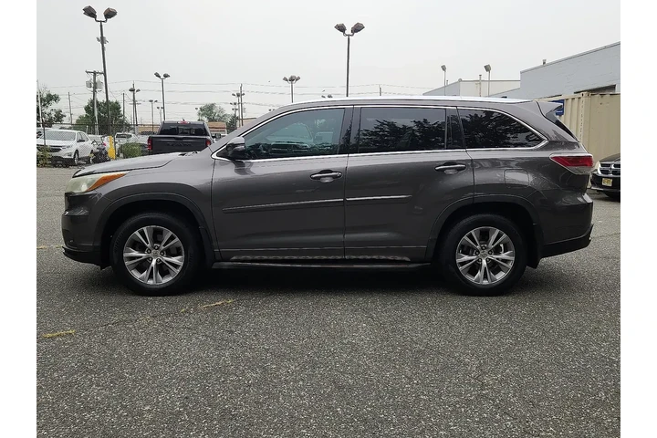 $14773 : Toyota Highlander 2015 AWD X image 2