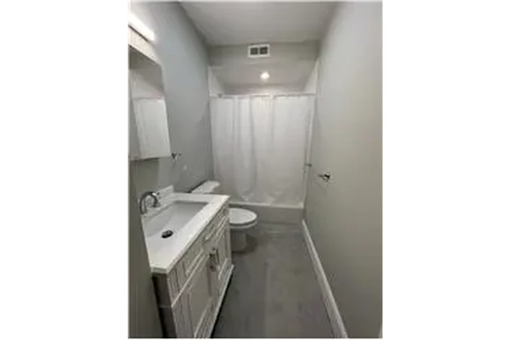 $3950 : Rental property with 2 bedro image 8