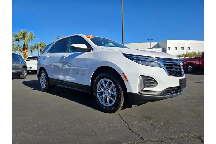 $18594 : Chevrolet Equinox 2024 LT 4d image 1