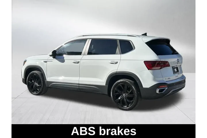 $17846 : Volkswagen Taos 2022 SE 4dr image 8