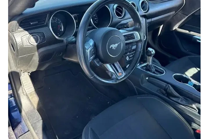 $17200 : Ford Mustang 2018 EcoBoost 2 image 4