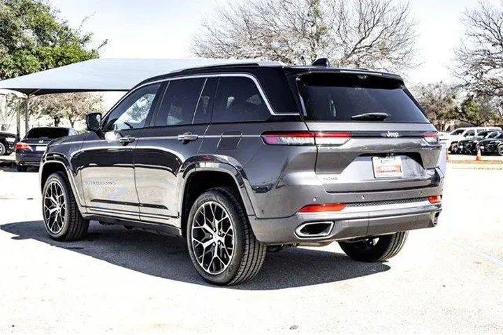 $34640 : Jeep Grand Cherokee 2022 4x4 image 7