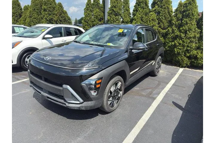 $20499 : Hyundai KONA 2024 AWD SEL 4d image 2