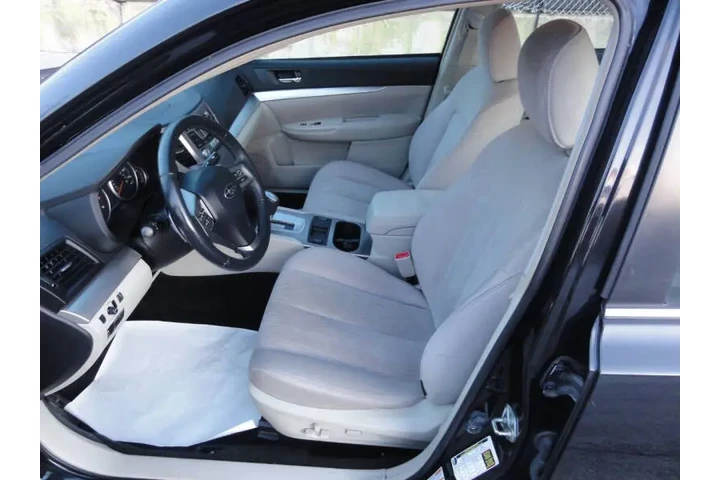 $5950 : 2013 Legacy 2.5i Premium image 10