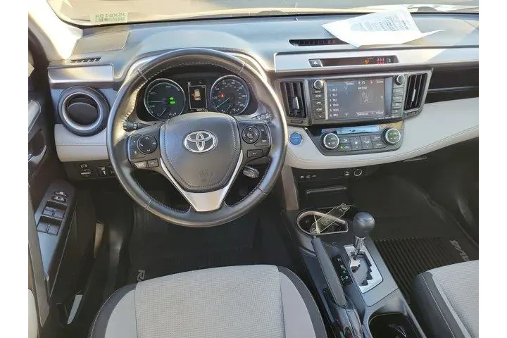 $20000 : Toyota RAV4 Hybrid 2018 AWD image 4