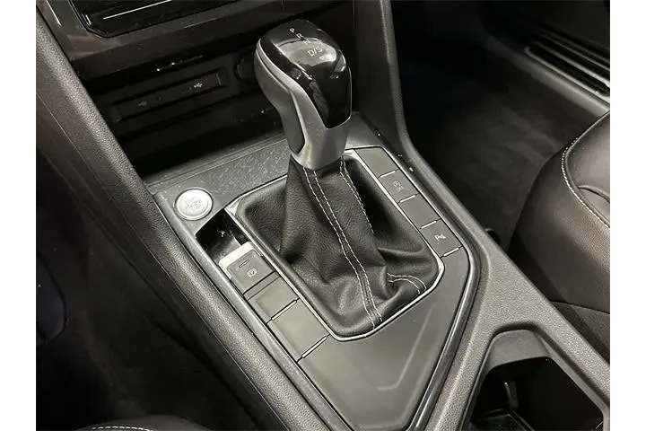 $29500 : Volkswagen Tiguan 2024 SE R- image 5