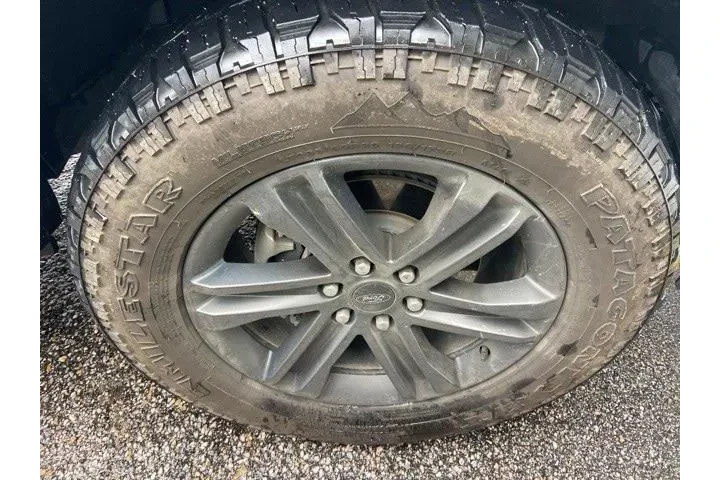 $36777 : Ford F-150 2022 4x4 XLT 4dr image 9