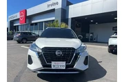 $15991 : Nissan Kicks 2023 SV 4dr Cro thumbnail