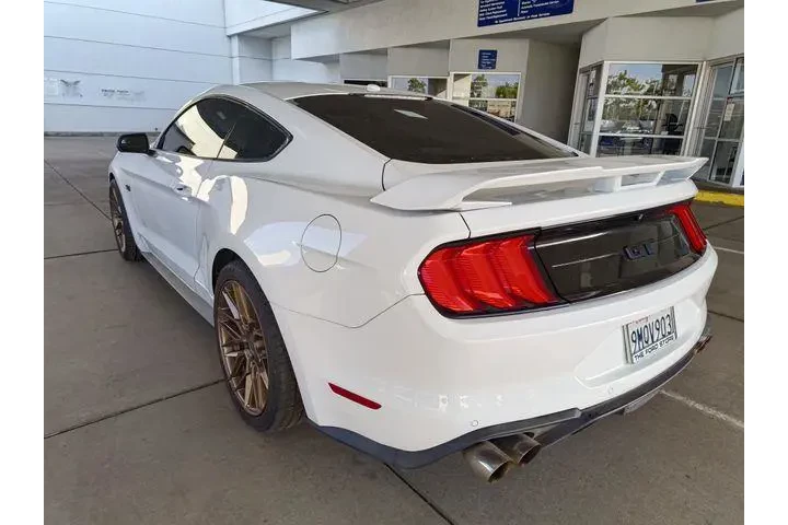 $29950 : Ford Mustang 2019 GT 2dr Fas image 4