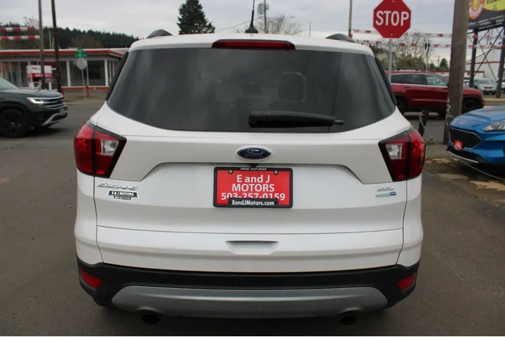 $12995 : 2019 Escape SEL 4WD image 6