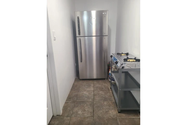 $750 : RECAMARA.  PARA MUJER image 3