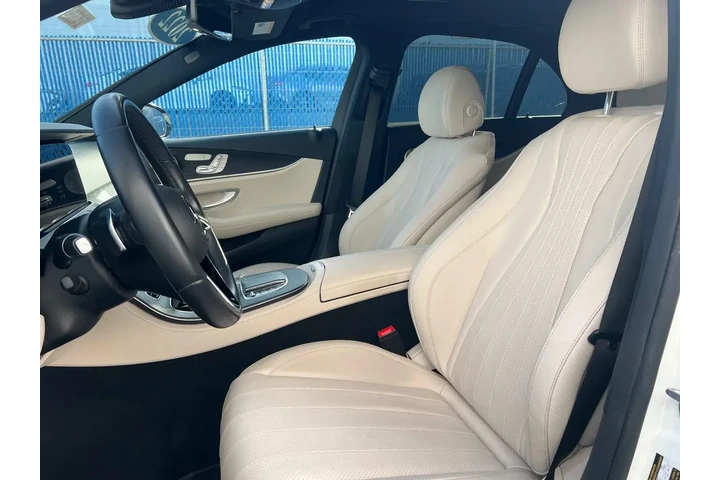 $36794 : Mercedes-Benz E-Class 2022 E image 10