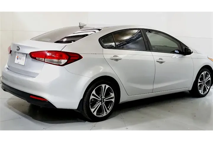 2015 Escape SE 4WD image 5