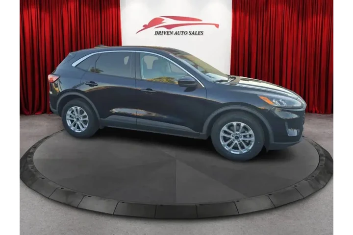 $15999 : 2021 Escape SE image 5