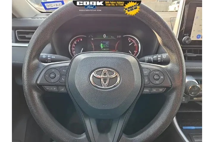 $28983 : Toyota RAV4 2023 AWD XLE 4dr image 8