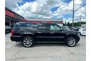 2013 Suburban 4WD 4dr 1500 LTZ en Lexington