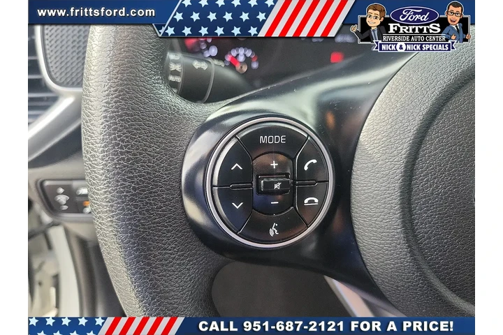 $14172 : Kia Soul 2021 S 4dr Crossove image 6