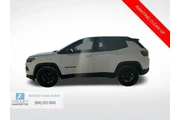 $24034 : Jeep Compass 2023 4x4 Latitu thumbnail
