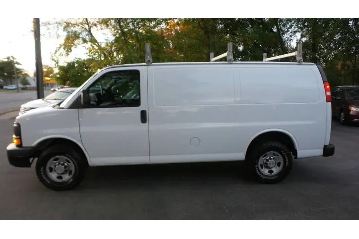 $12900 : 2013 Express 2500 image 5