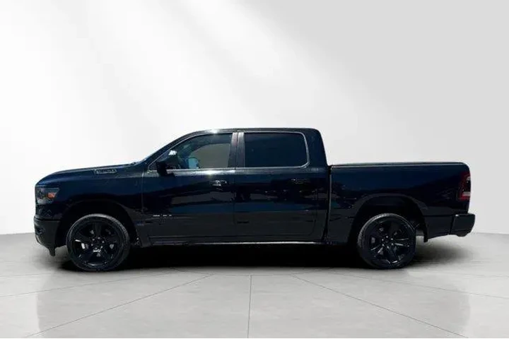 $34361 : Ram 1500 2020 4x4 Big Horn 4 image 2