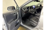 $32884 : Gold Certified2023 RAV4 Hybri thumbnail