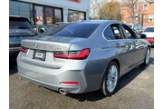 $27795 : BMW 3 Series 2024 AWD 330i x thumbnail