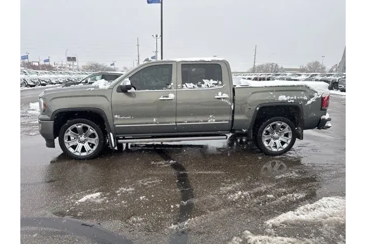 $33000 : GMC Sierra 1500 2018 4x4 Den image 5