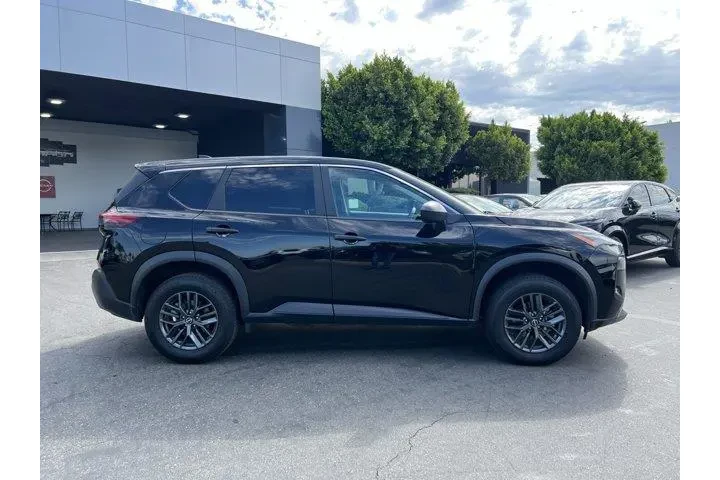 $18991 : Nissan Rogue 2023 S 4dr Cros image 7