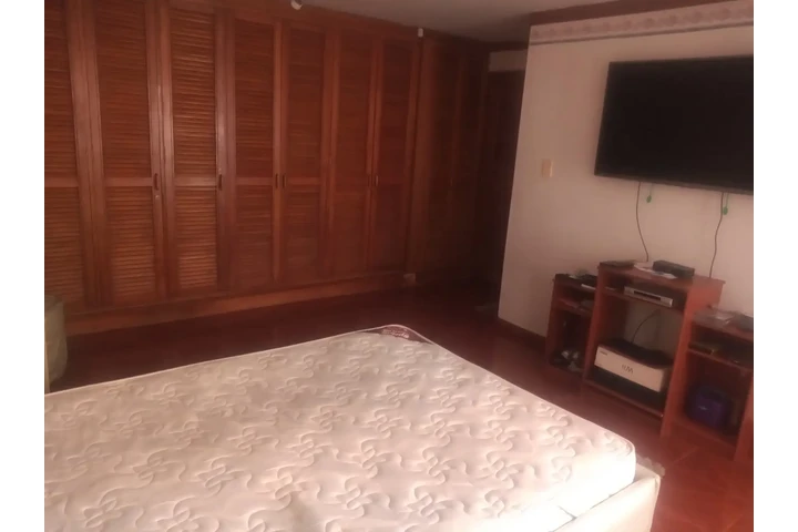 $1500000 : HABITACION DAMA image 1