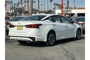 $27070 : Nissan Altima 2025 2.5 SV 4d thumbnail
