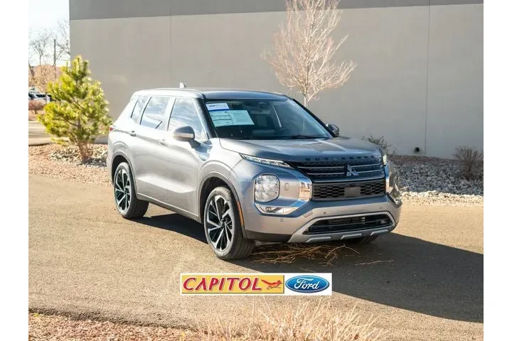 $24443 : 2022 Outlander SE image 1