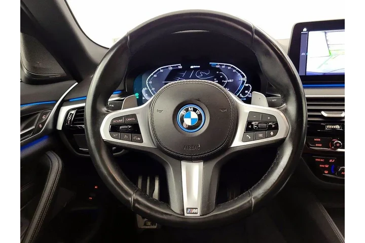 $30998 : BMW 5 Series 2022 530e 4dr S image 10