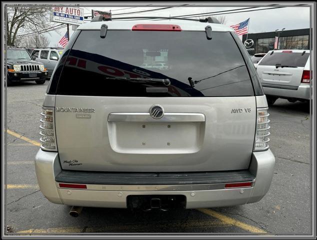 $2500 : 2010 Mercury Mountaineer image 5