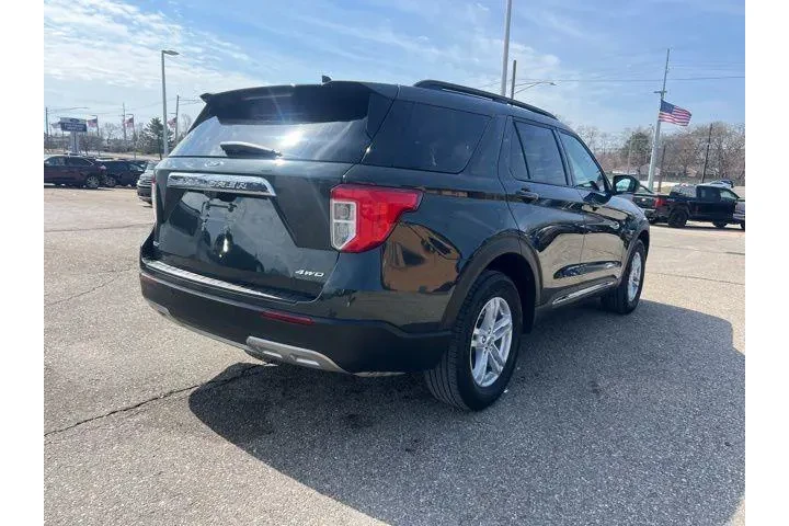 $32651 : Ford Explorer 2024 AWD XLT 4 image 4