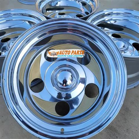 $2100 : Prime 15×10 wheels 5×5.5 n 5×5 image 2