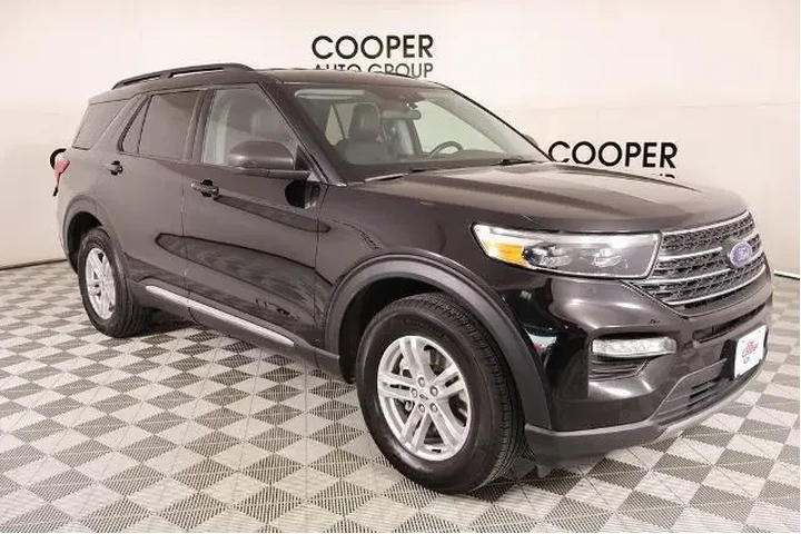 $27037 : Ford Explorer 2024 AWD XLT 4 image 1