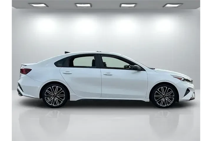 $17580 : Kia Forte 2023 GT 4dr Sedan image 6
