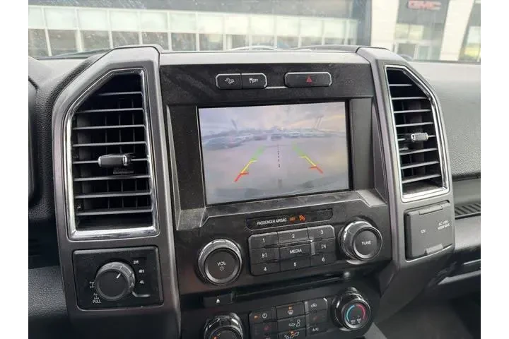 $20900 : Ford F-150 2015 4x4 XLT 4dr image 9