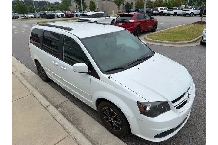 $11456 : Dodge Grand Caravan 2017 GT image 7