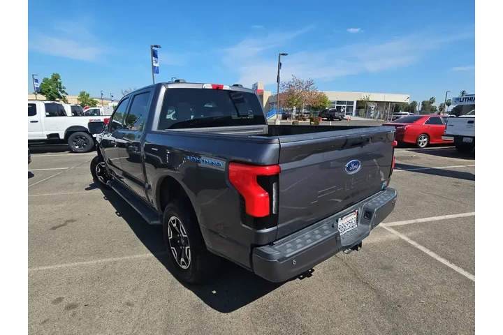 $35500 : Ford F-150 Lightning 2023 AW image 6
