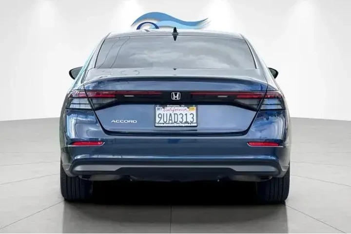 $24991 : Honda Accord 2024 EX 4dr Sed image 5