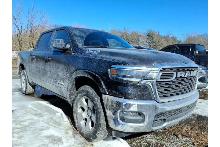 $38244 : Ram 1500 2025 4x4 Big Horn 4 image 1