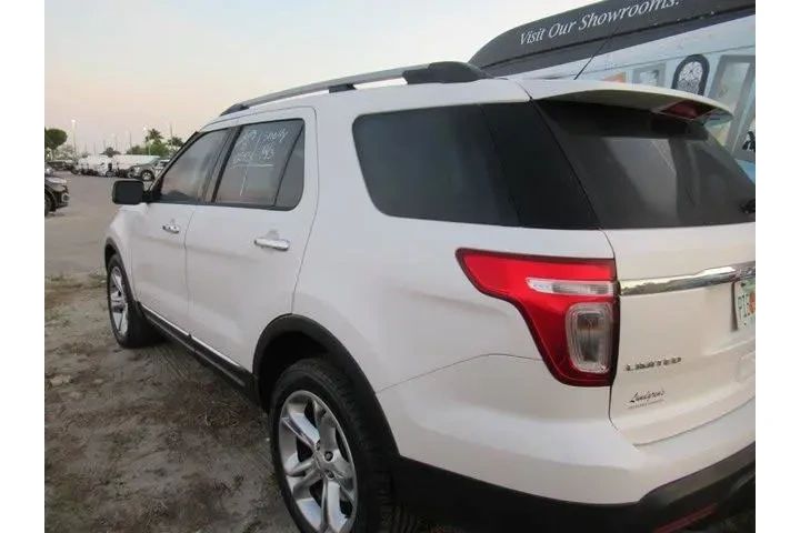 $12990 : Ford Explorer 2015 AWD Limit image 4